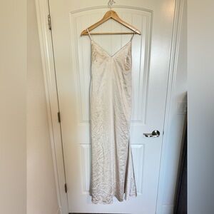 Lulu's Champagne Satin Sleeveless Slip Maxi Dress Bow Size Medium